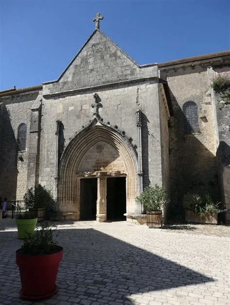 Église Notre-Dame-et-Saint-Junien