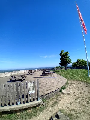 Esplanade du château — photo 2