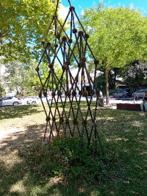 Statue entremélée — photo 2