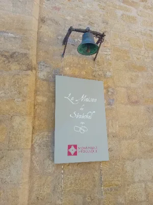 La Maison et la cour du Sénéchal — photo 2