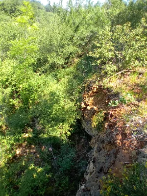 Carrière d'argile rouge — photo 1