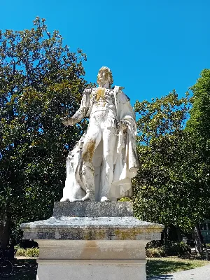 Statue de Jean-Batiste Bessieres — photo 2
