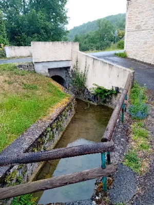 Lavoir de St chamarant — photo 3