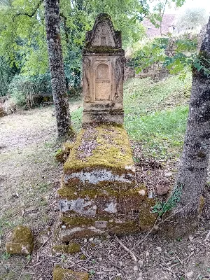 Ancien cimetière de Prouilhac — photo 2