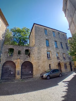 Ancien couvent de St Pierre — photo 1