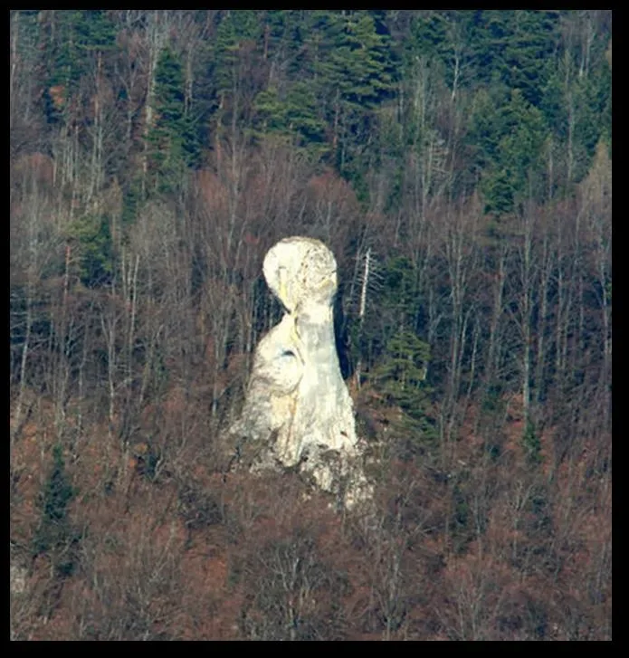Rocher - La Fille de Mai - "Légende Celte"