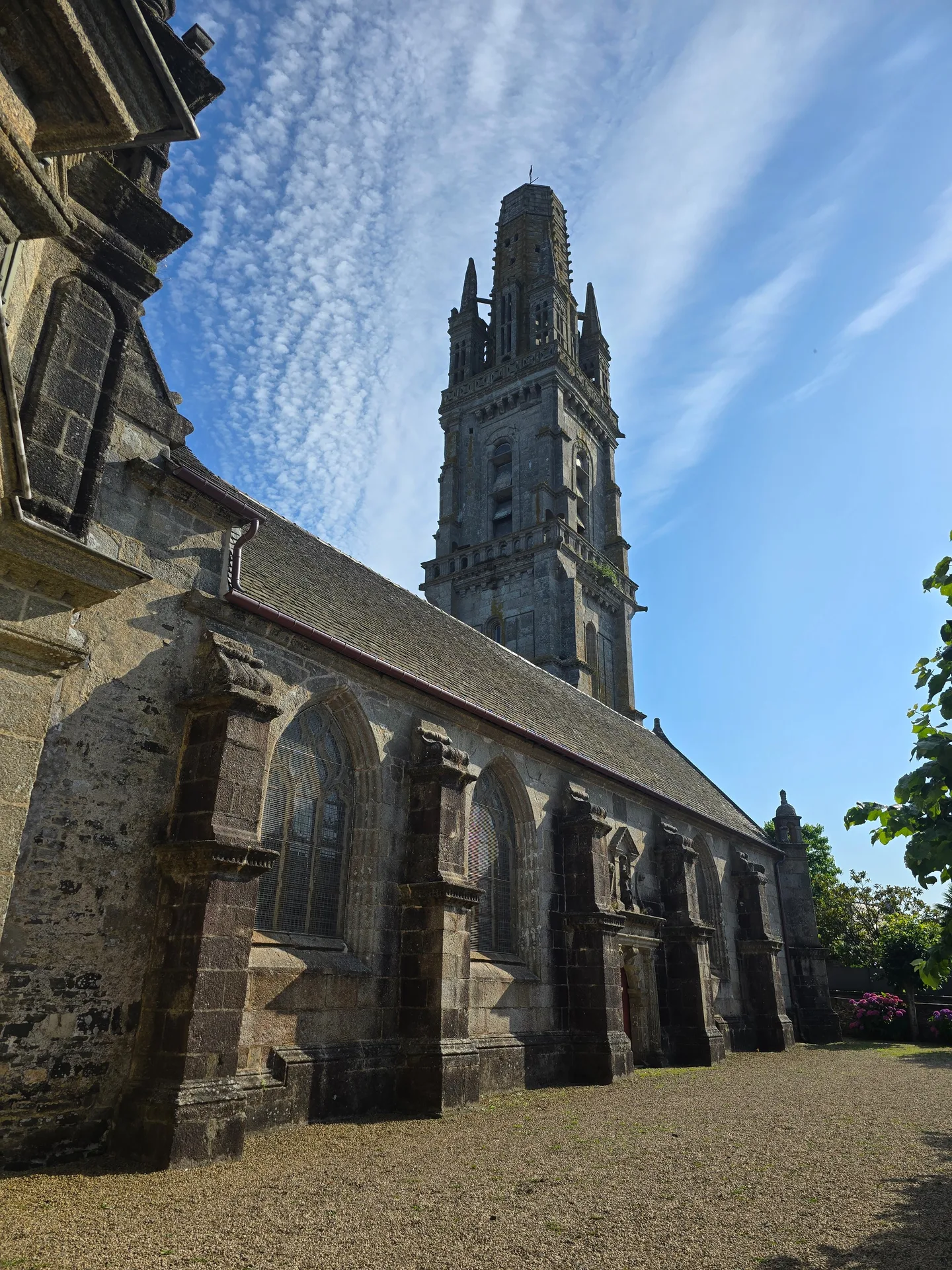 Église Notre-Dame de Lampaul-Guimiliau