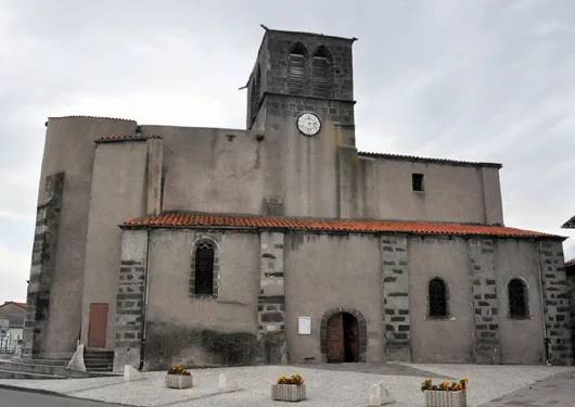 Eglise de saint bonnet près riom