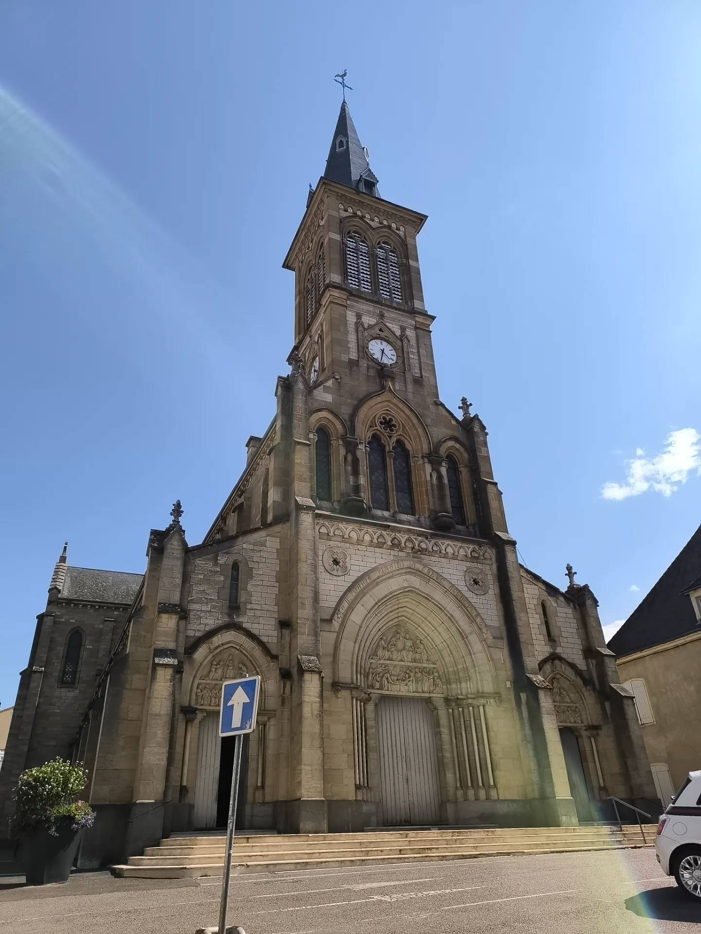 Eglise de l'Assomption de Notre-Dame de la Clayette