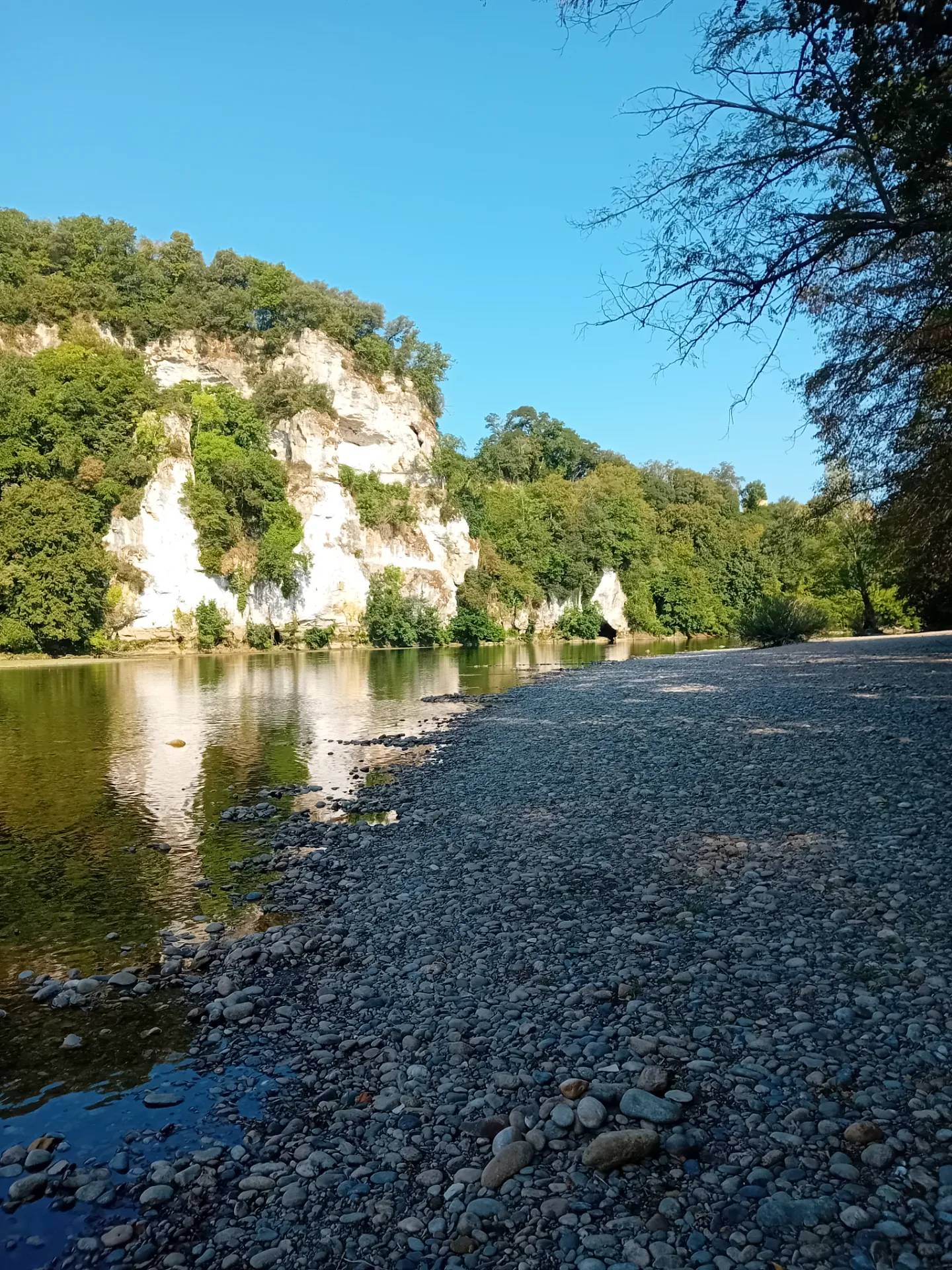 Plage de la falaise de Turnac