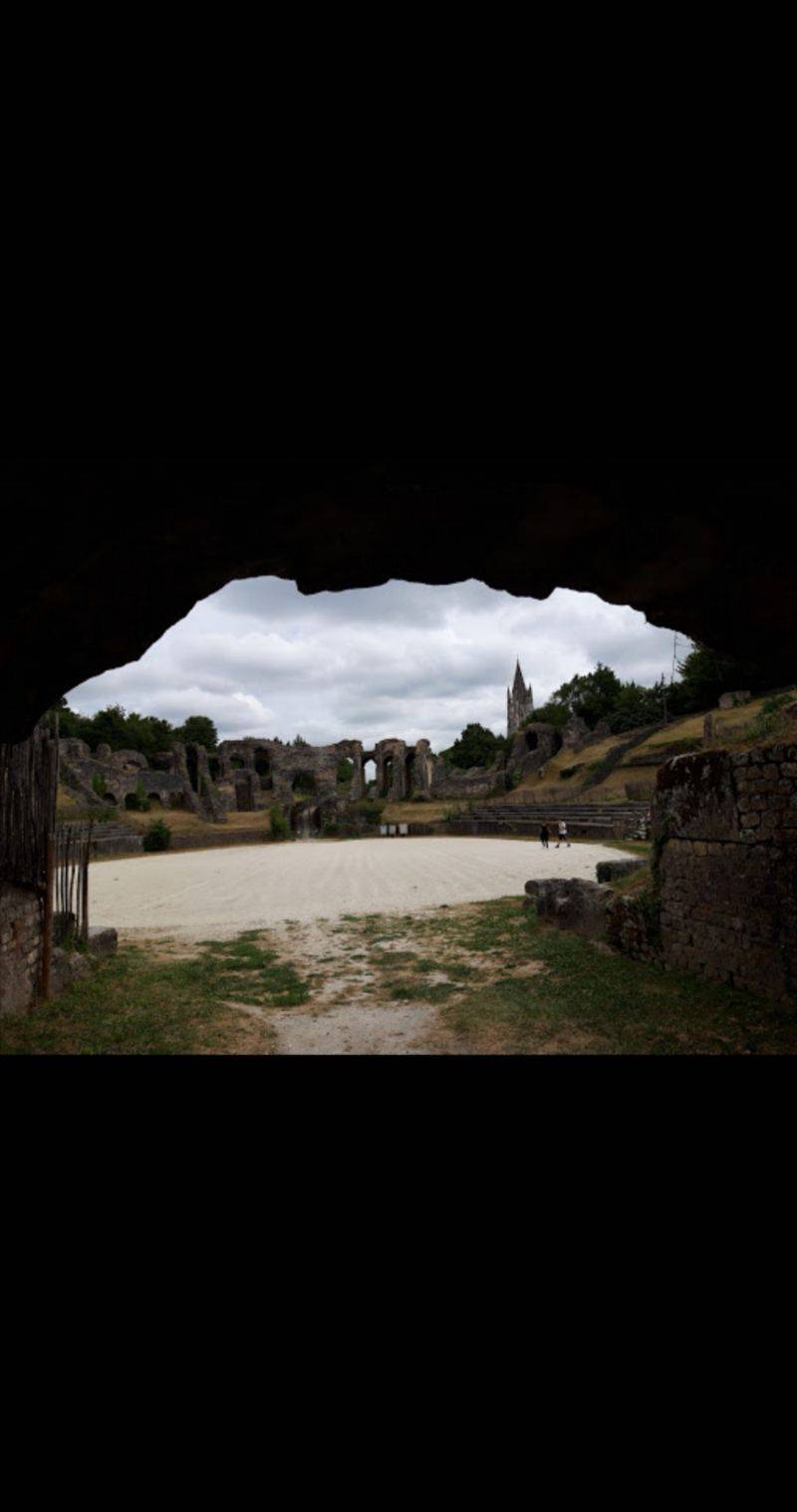 Amphithéâtre de Saintes